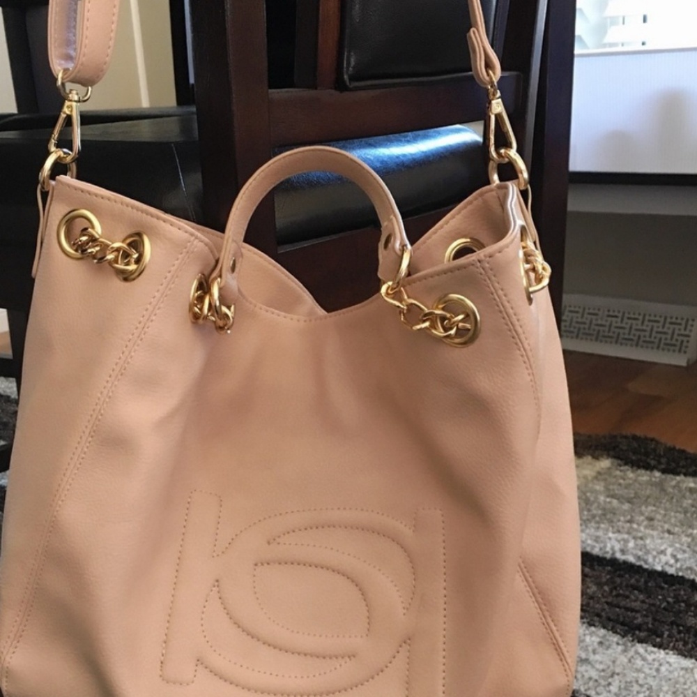Bebe Genuine leather - Picture 1 of 3